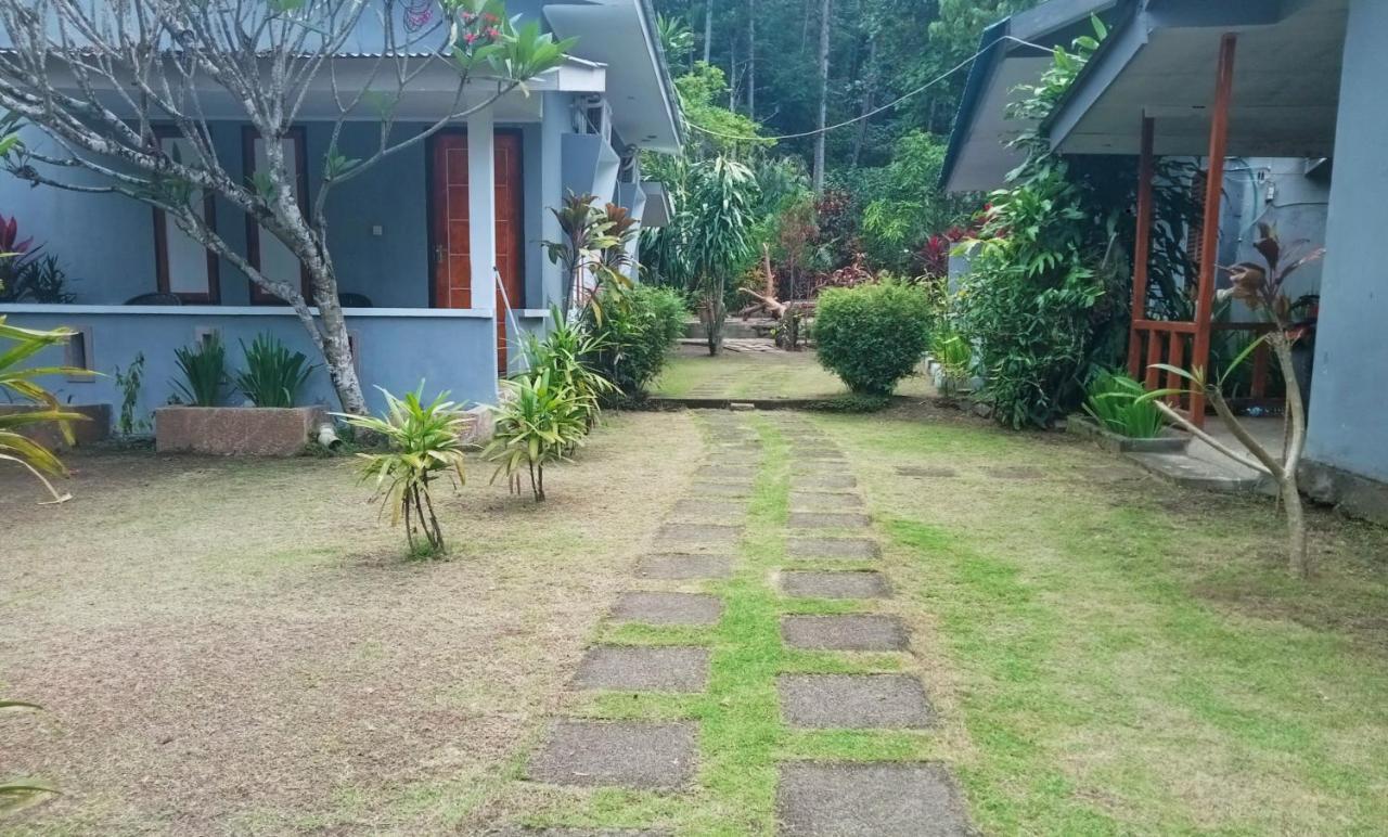 Tangkoko Ranger Homestay Bitung Bagian luar foto