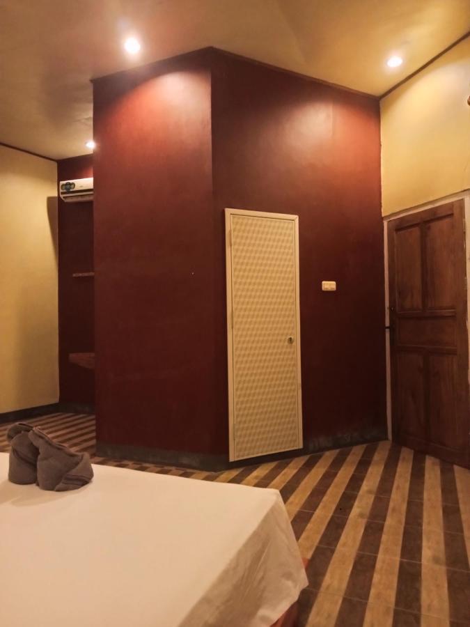 Tangkoko Ranger Homestay Bitung Bagian luar foto